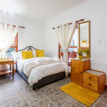 Ravenscliff White House Villa Oudtshoorn Exterior photo